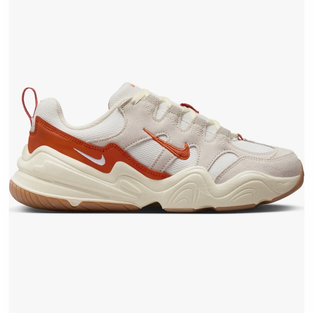 Nike Tech Hera Sneakers